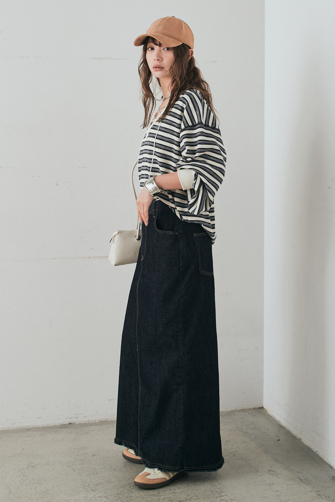 [SET]レースアップワッフルボーダートップス+ウエストクロスデニムタイトスカート(2set)