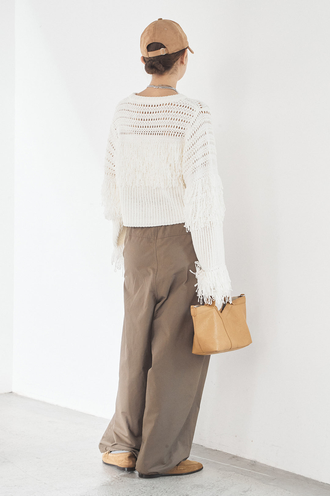 [SET]メッシュフリンジ切り替えプルオーバー+合繊ツイルスタンドウエスト巻きジョガーパンツ(2set)