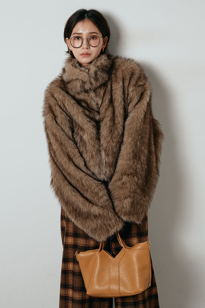 エコファーショート丈ブルゾン