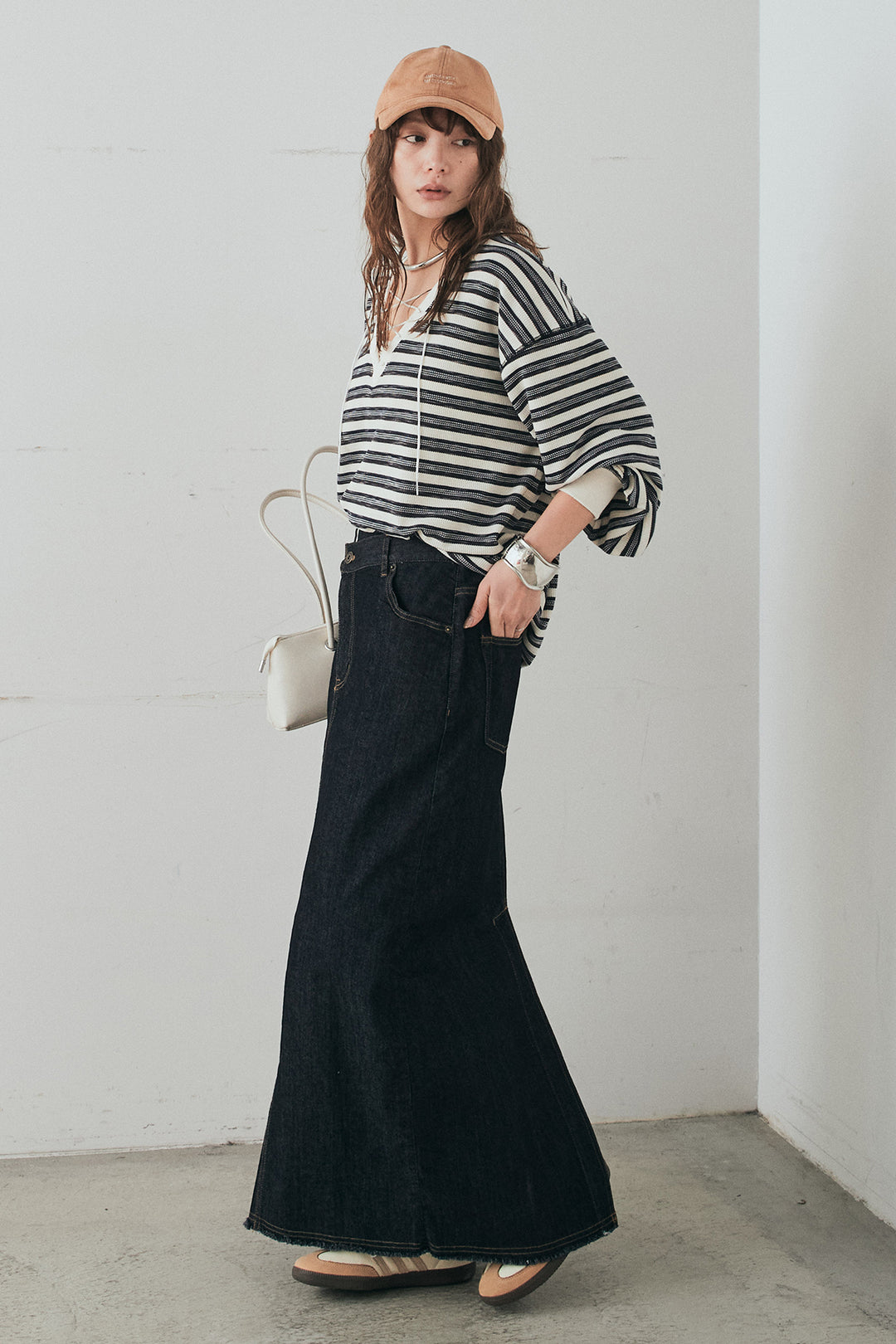 [SET]レースアップワッフルボーダートップス+ウエストクロスデニムタイトスカート(2set)