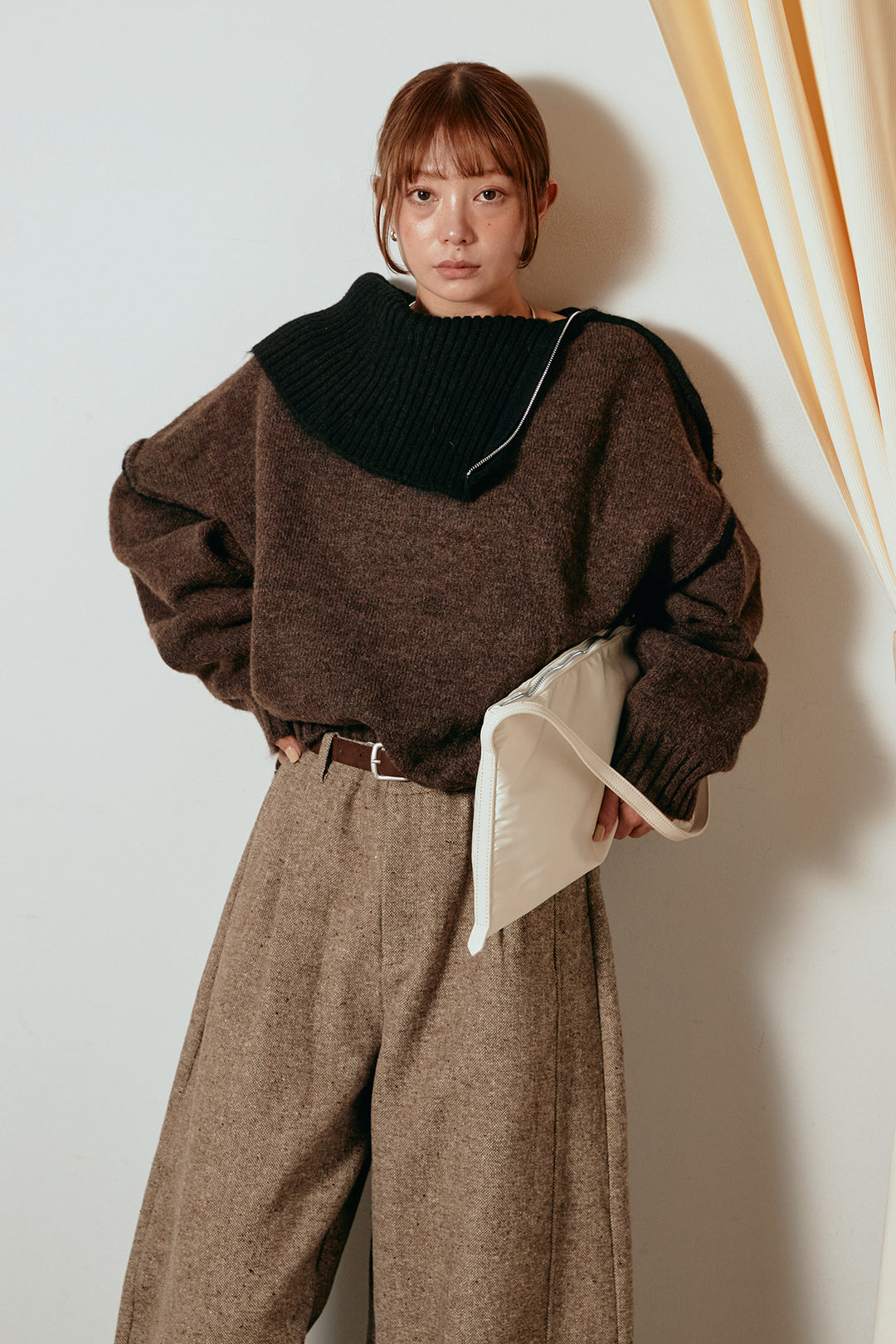 [SET]ハイネックジップデザインニットトップス+ベルト付きネップツイードカーブパンツ(2set)