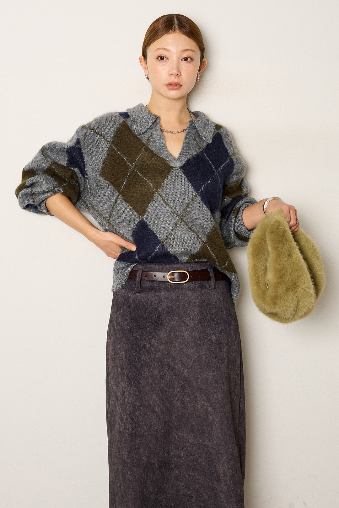 [SET]アクリルモヘアアーガイルキーネックプルオーバー+ロープベルト付きスウェード調スカート(2set)