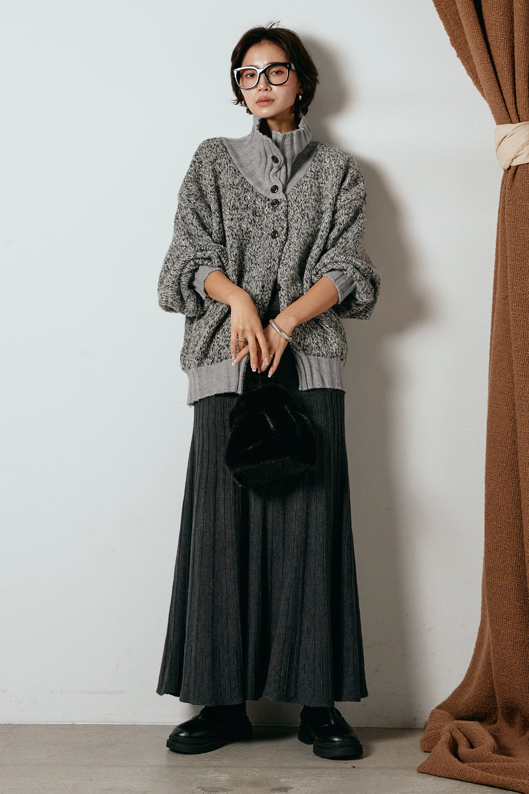 [SET]ハイネックミックスニットカーディガン+編み地切り替えフレアニットスカート(2set)