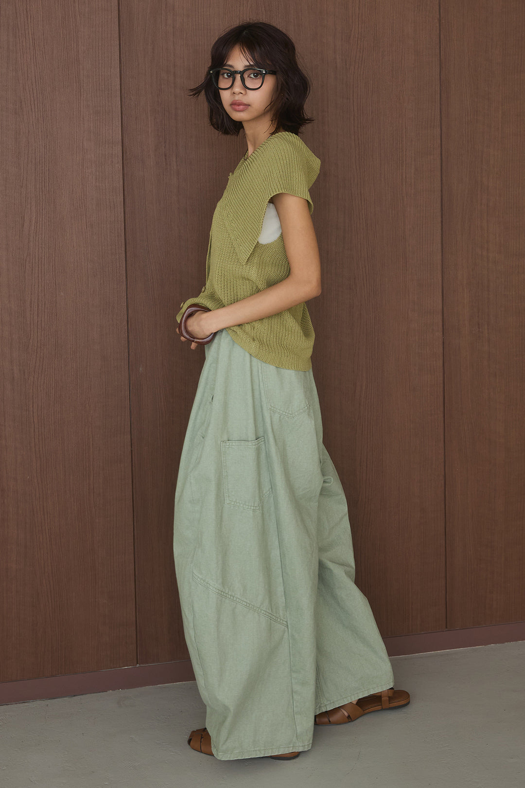 [SET]ビッグカラーボタンニットトップス+ベルト付きカラーデニムパンツ(2set)