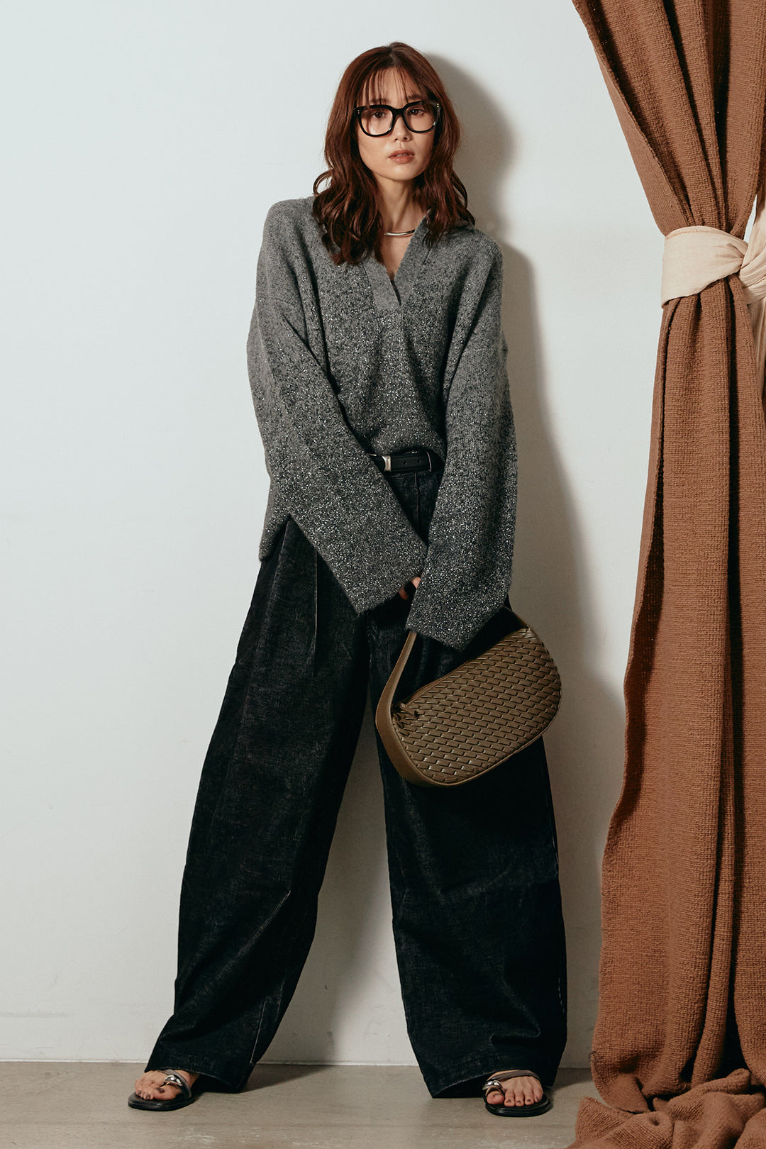 [SET]グラデーションラメニットキーネックプルオーバー+フロントタック入りコーデュロイパンツ(2set)