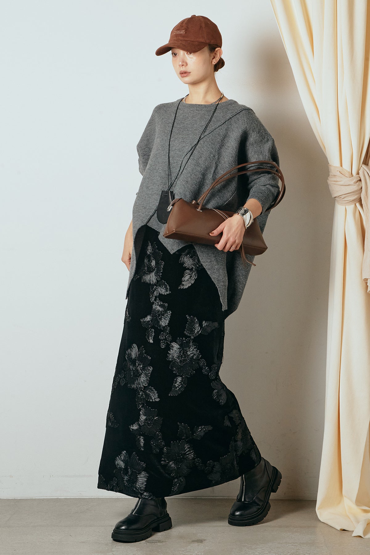 SET]アシンメトリーデザインニットトップス+フラワー刺繍ワイド