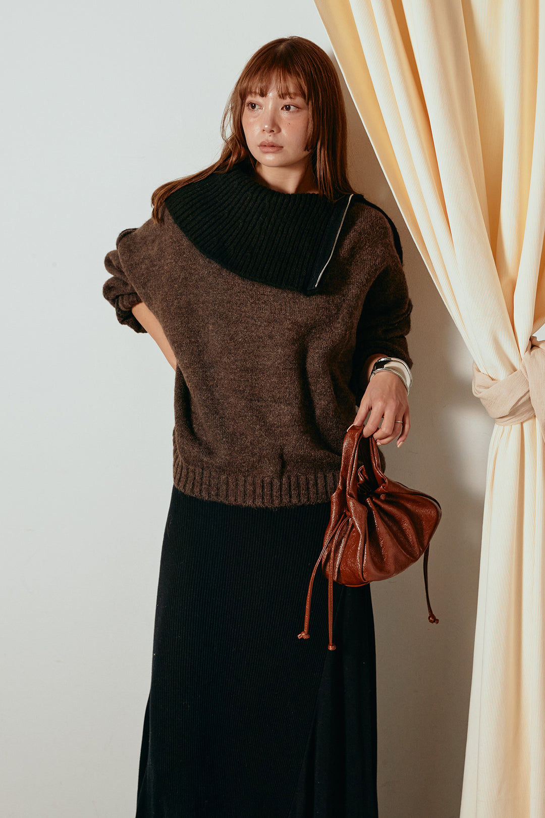 [SET]ハイネックジップデザインニットトップス+サイド切り替えリブニットロングスカート(2set)