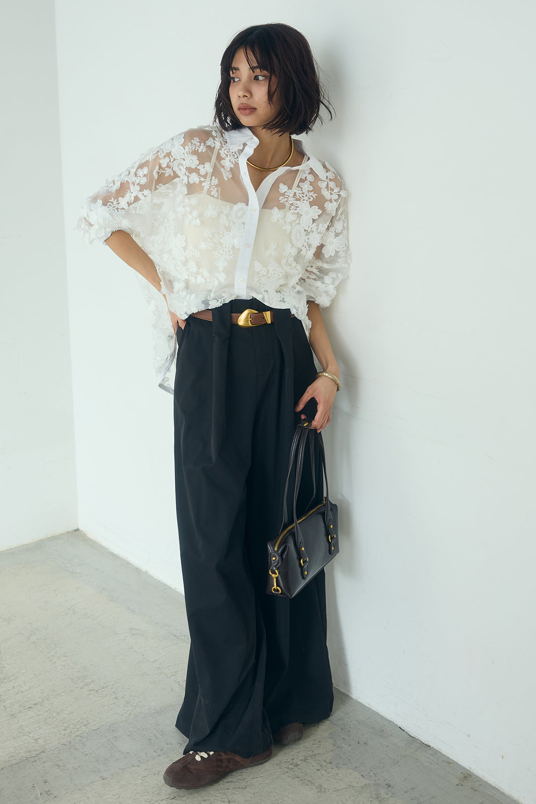 [SET]立体フラワー刺繍レースシャツ+ベルトループデザインハイウエストタックパンツ(2set)