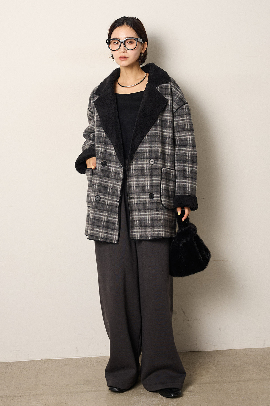 [SET]裏地ボアタータンチェック柄ミディアムコート+裏起毛スウェットワイドパンツ(2set)