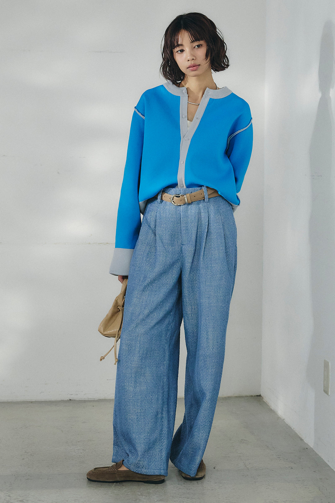 [SET]リバーシブル配色ニットカーディガン+デニムライクヘリンボーンタックパンツ(2set)