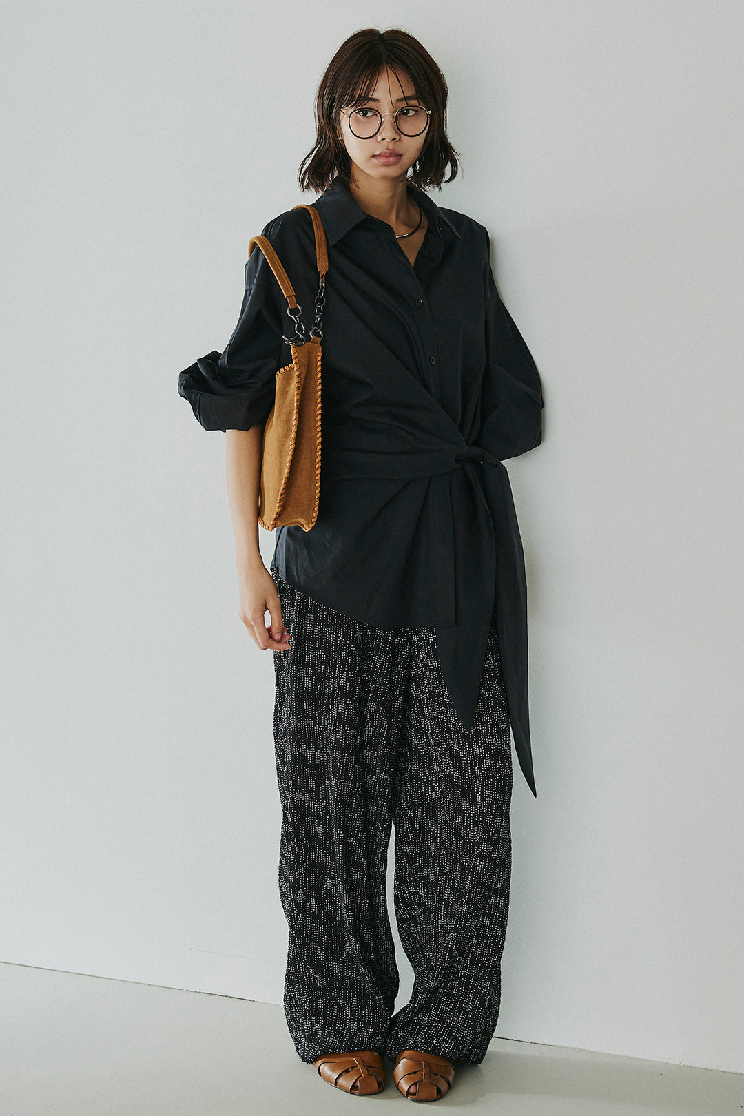 [SET]襟付き巻きデザインシャツ+シアーランダムドットラフパンツ(2set)