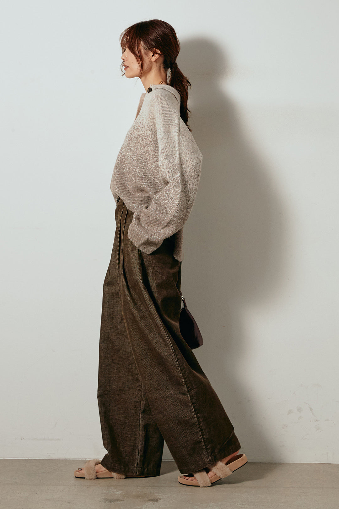 [SET]グラデーションラメニットキーネックプルオーバー+フロントタック入りコーデュロイパンツ(2set)