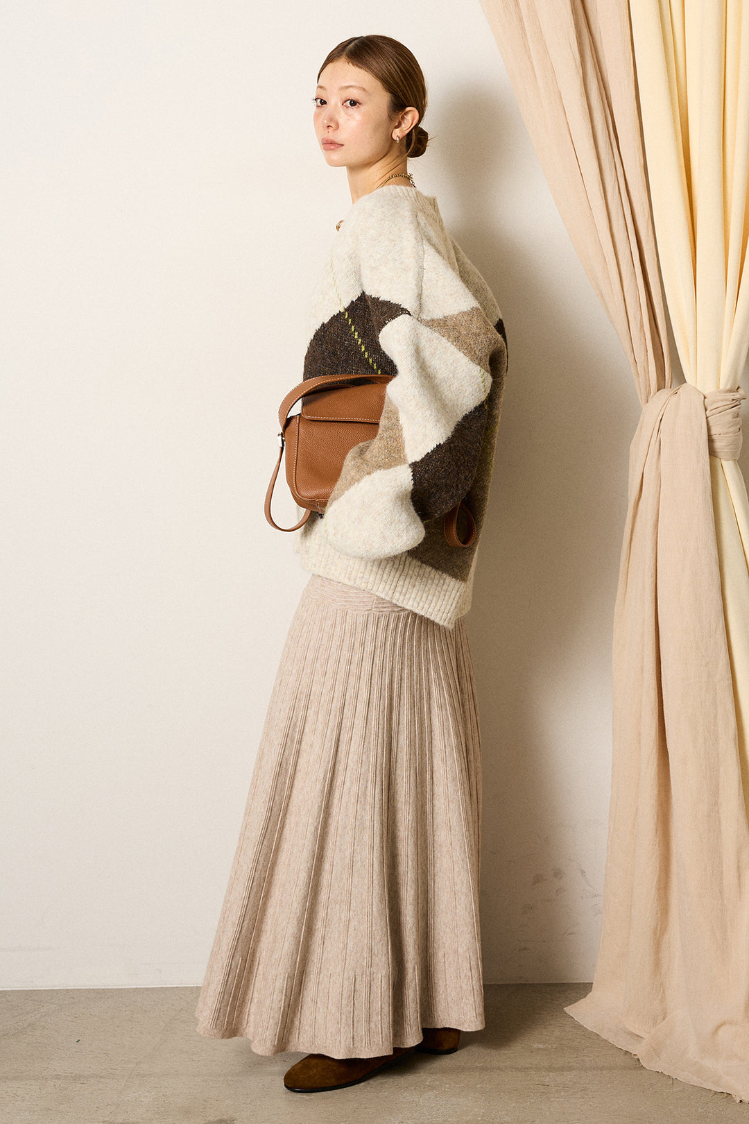 【着回しセット】[SET]ルーズアーガイルVネックニット+編み地切り替えフレアニットスカート+編み地切り替えフレアニットスカート(3set)