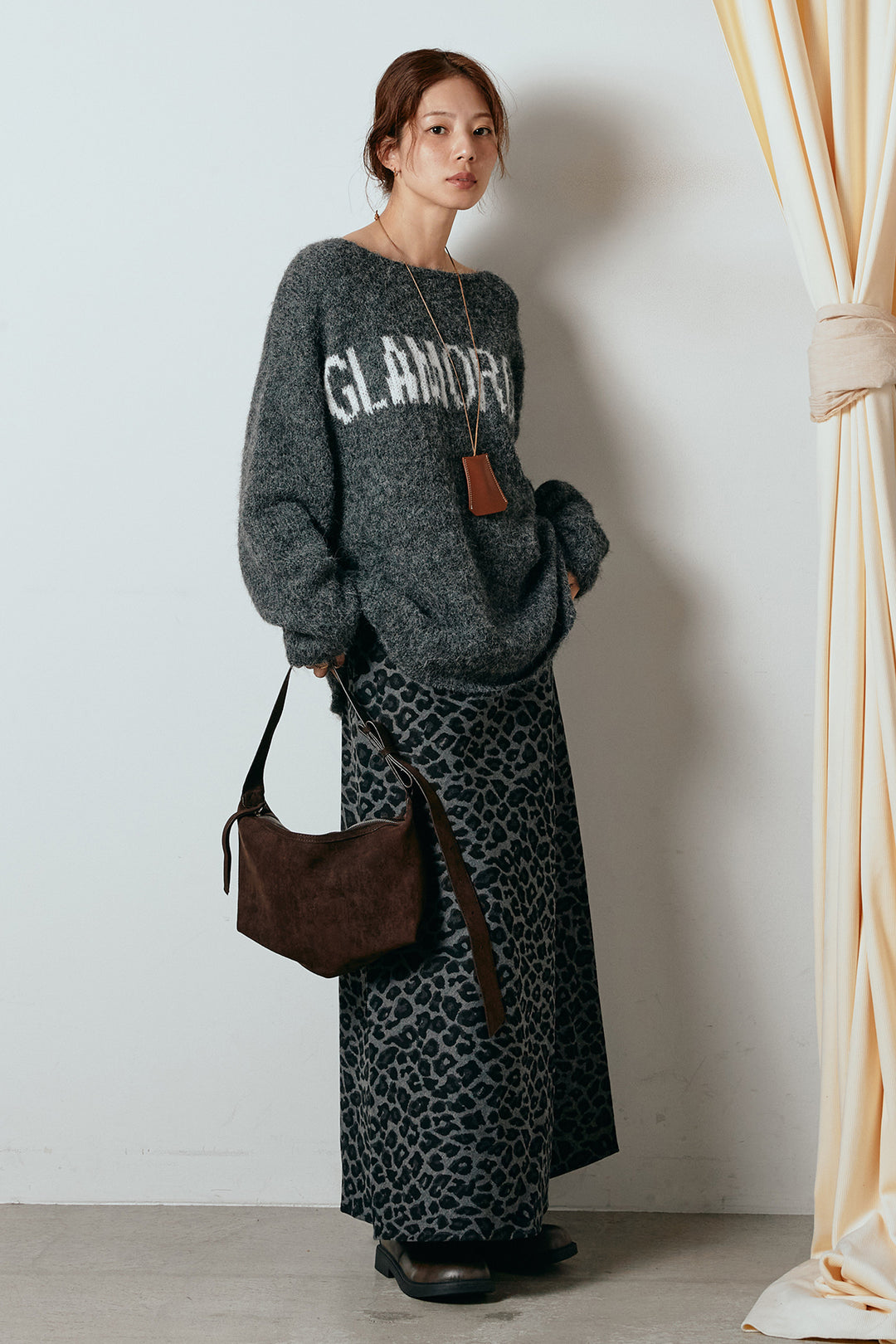 [SET]フロントロゴデザインニットトップス+レオパードロングスカート(2set)