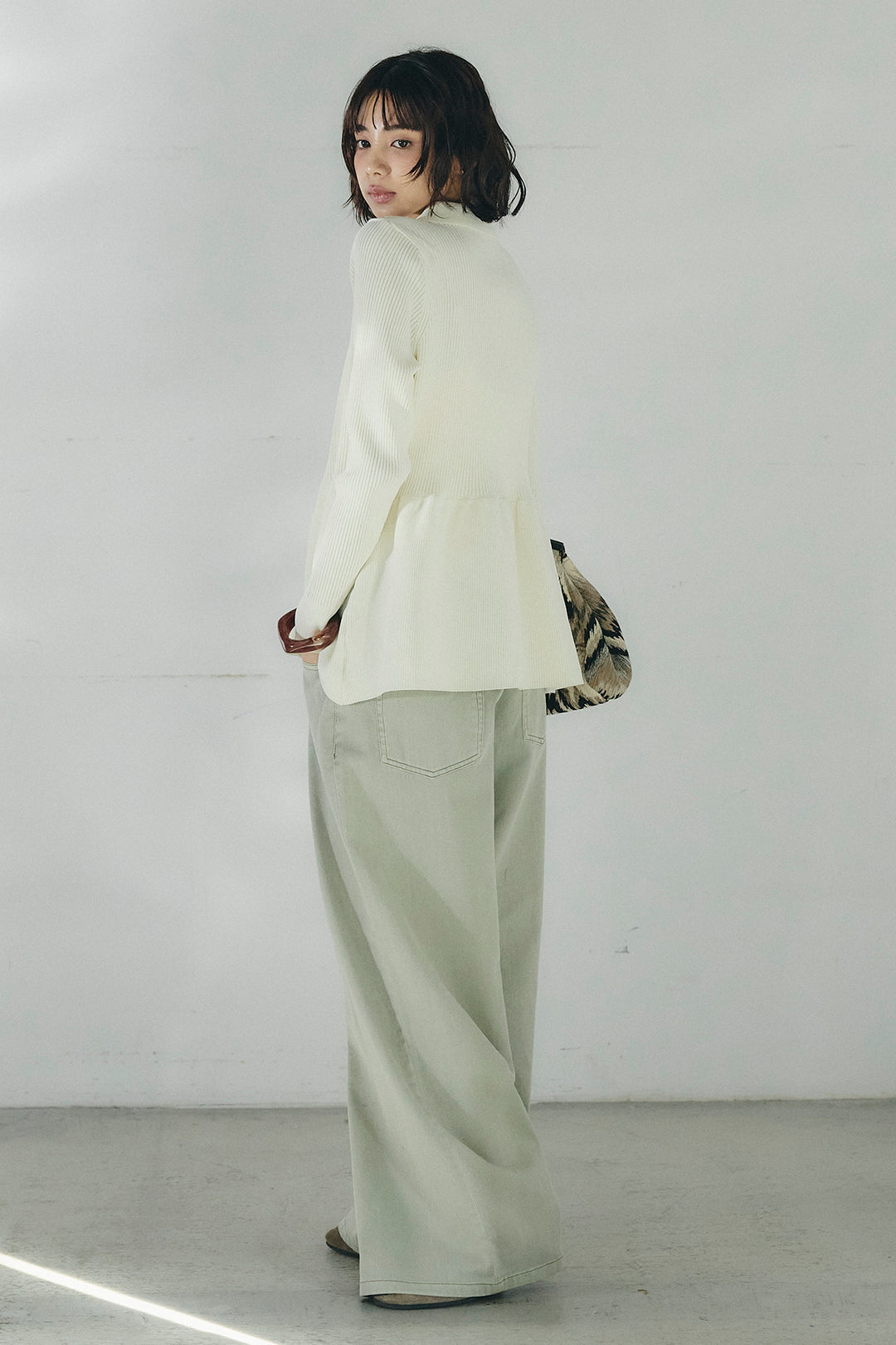 [SET]スキッパーペプラムニット+ウエスト裁ち切りデニムワイドパンツ(2set)