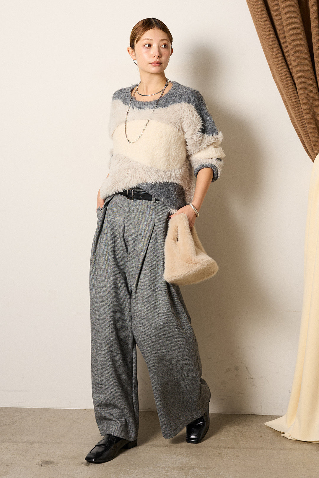 [SET]シャギーウェーブ柄クルーネックニットトップス+細ベルト付き起毛タックワイドパンツ(2set)