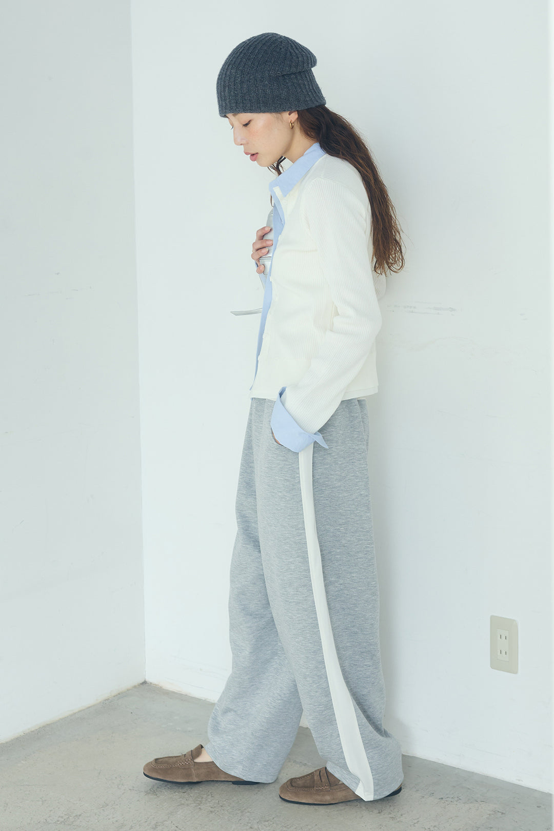[SET]シャツドッキングボタンニットカーディガン+異素材切り替えスウェットパンツ(2set)