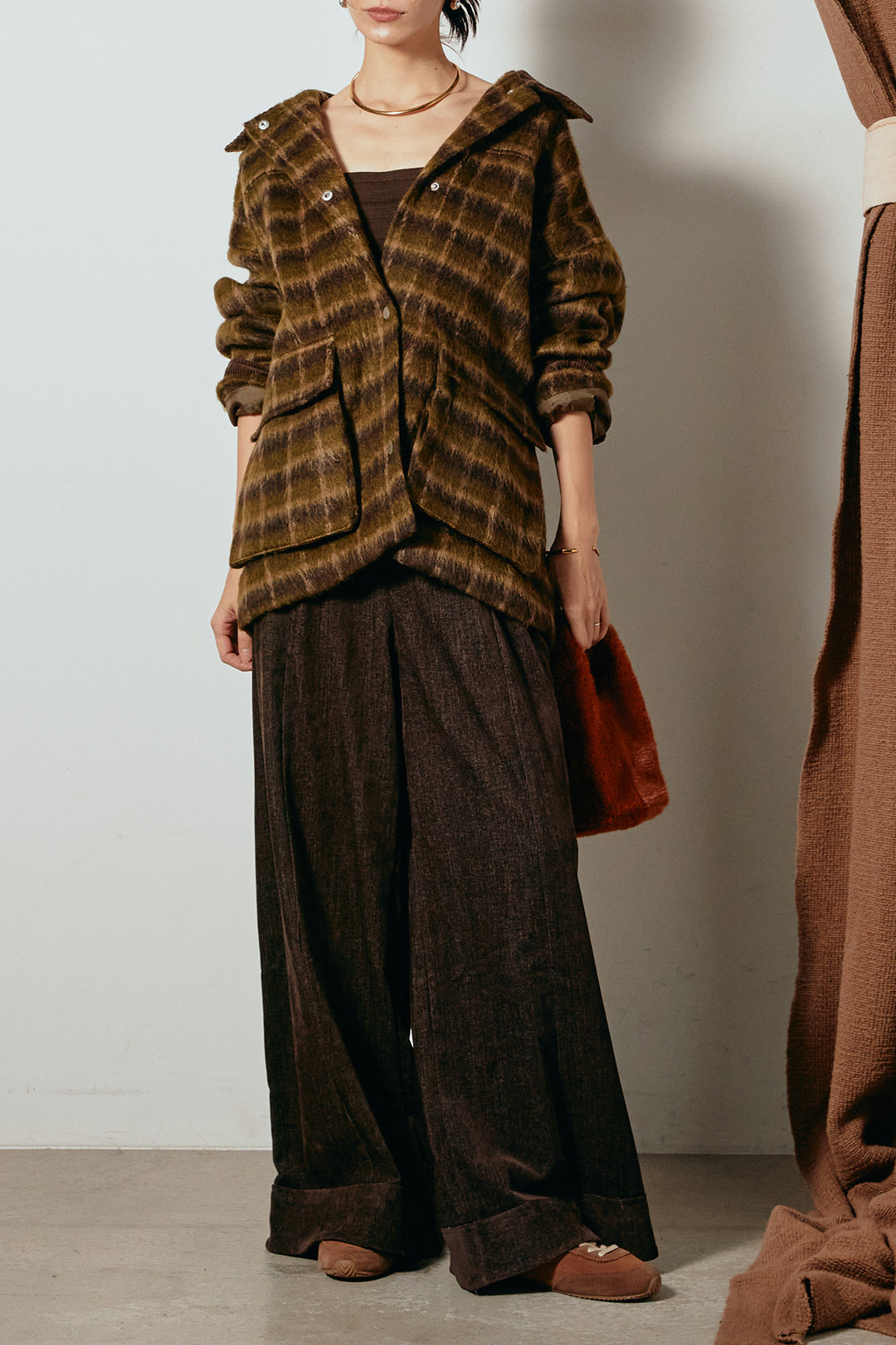 [SET]チェックシャギーミドルカバーオール+フェイクレザーベルト付きスウェードライクワイドパンツ(2set)