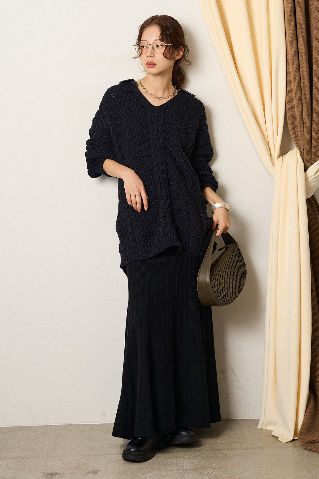 [SET]デニムカラーケーブルオーバーニット+編み地切り替えフレアニットスカート(2set)