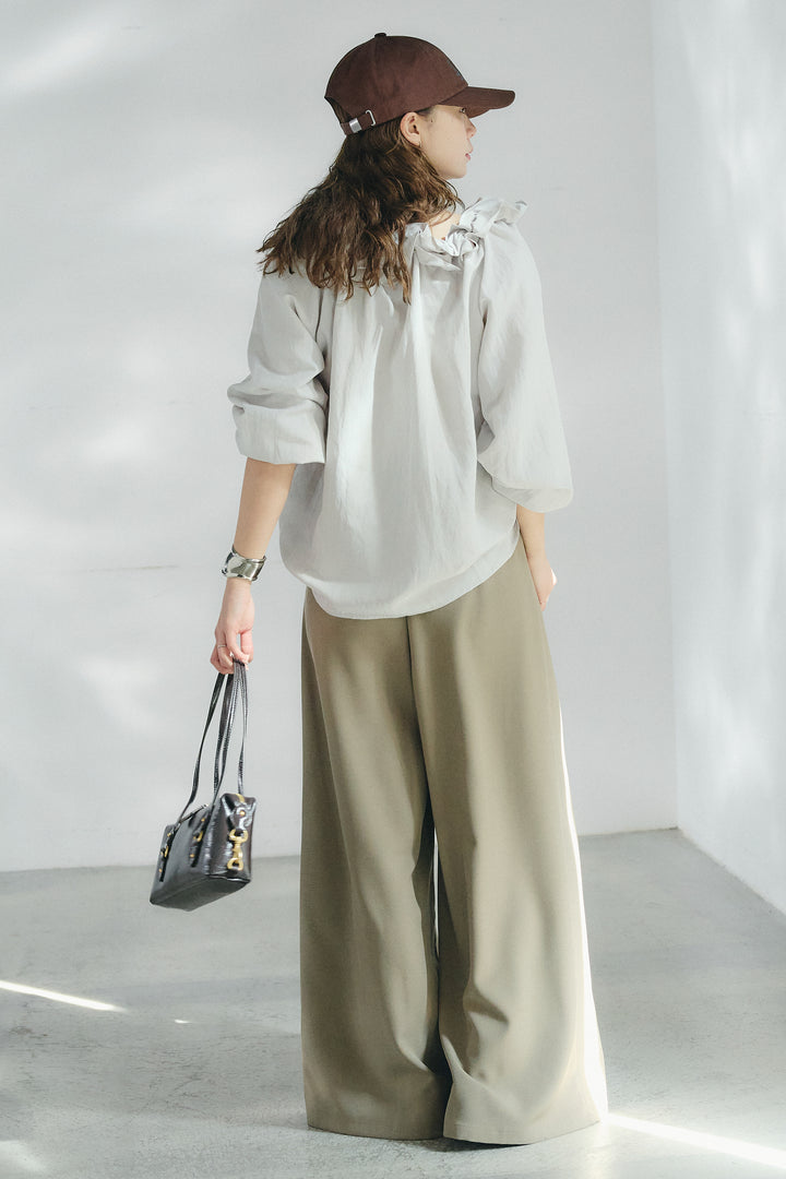 [SET]ネックフリルデザインブラウス+ベルト付きツータックワイドパンツ(2set)