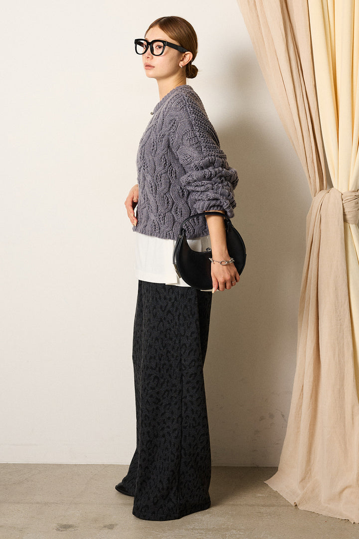 [SET]ケーブルリラックスショートニット+箔プリントBIGシルエットロングスリーブTシャツ+レオパードジャガードニットパンツ(3set)