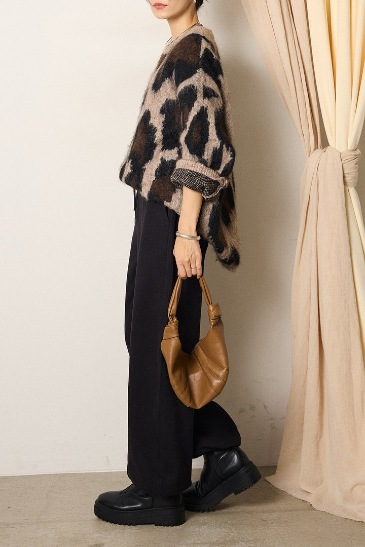 [SET]ルーズアニマルモヘアニットトップス+スウェットワイドカーブパンツ(2set)