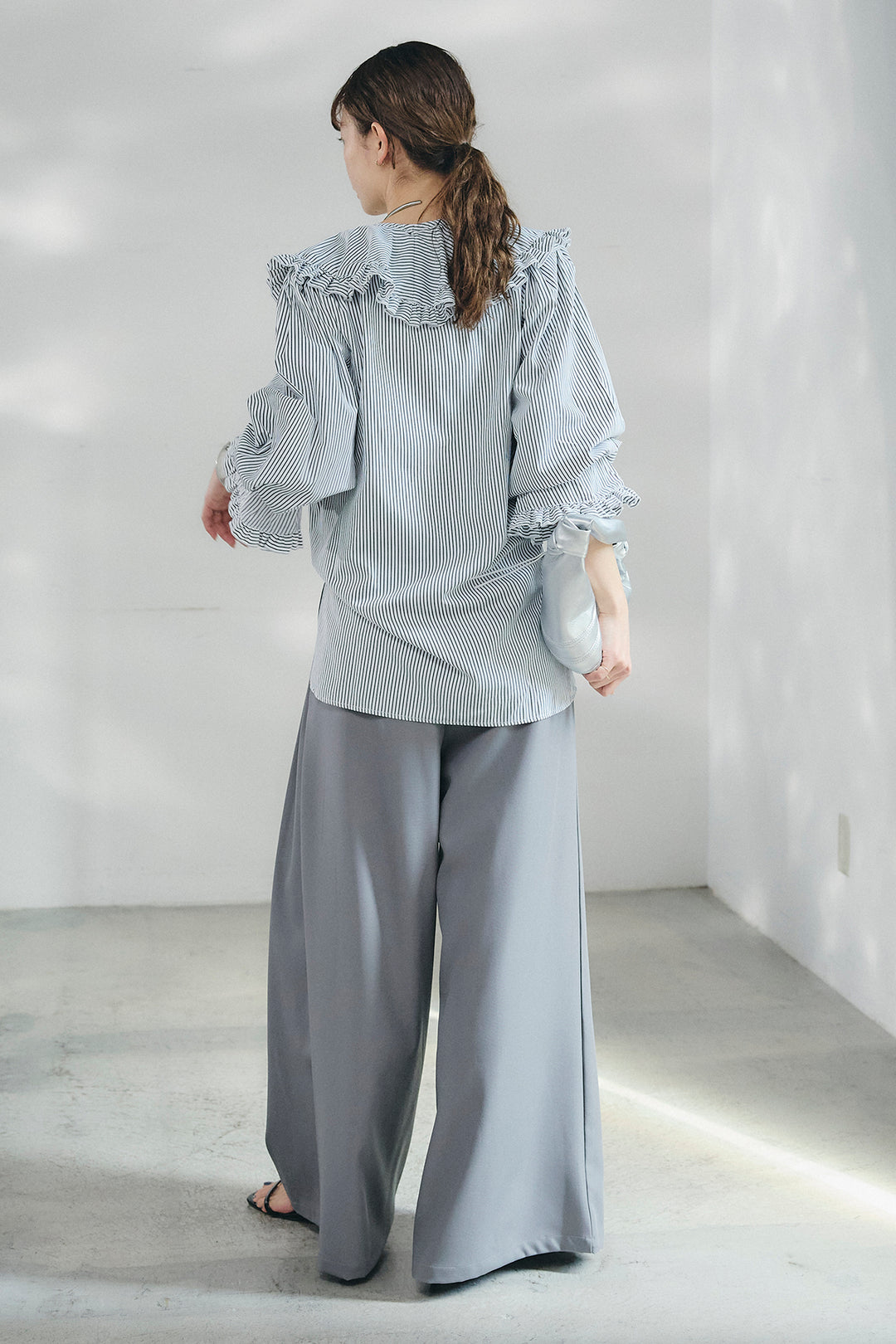[SET]コットンフリルブラウス+ベルト付きタックデザインハイウエストロングパンツ(2set)