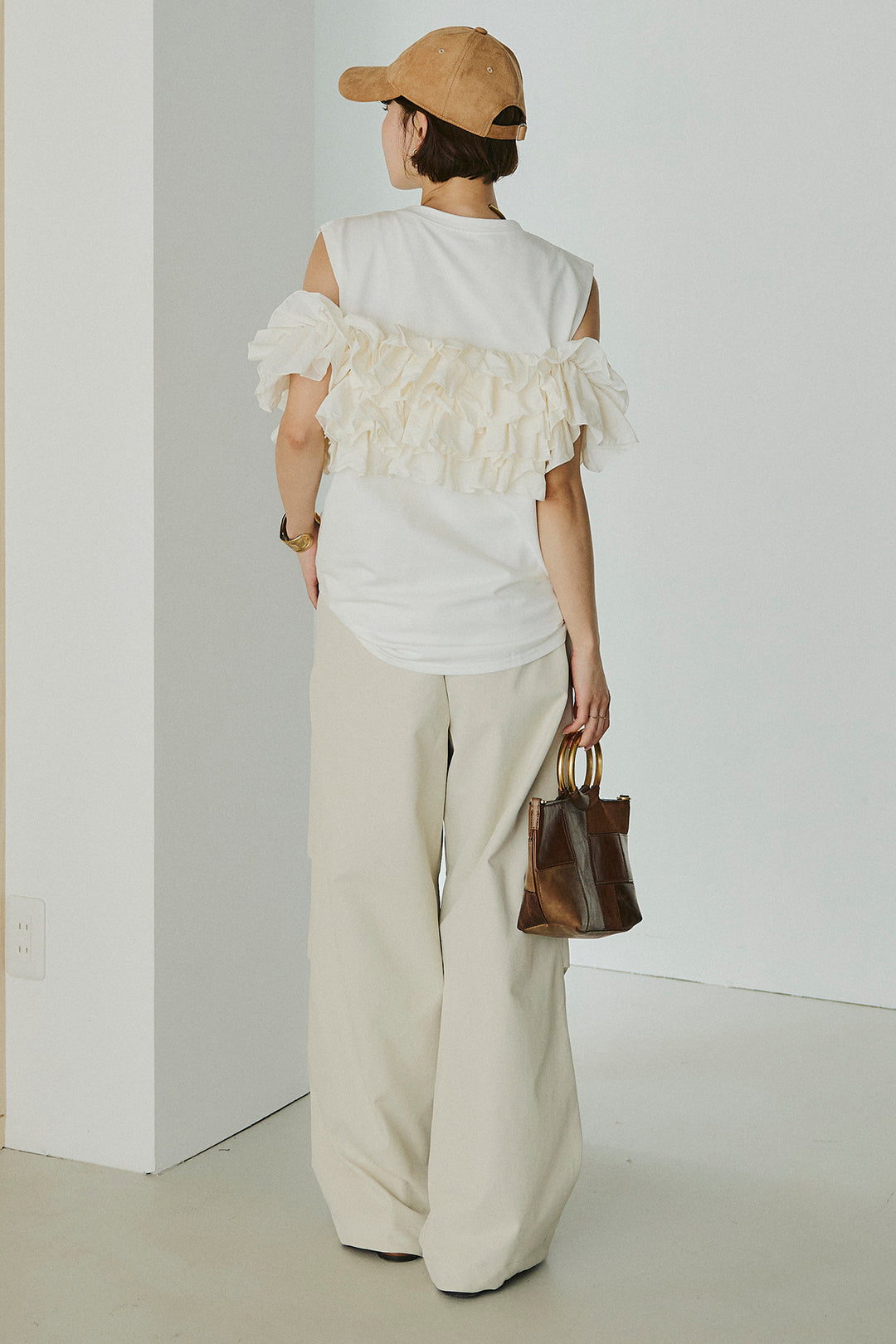 [SET]天竺ナイロンドッキングビスチェ風トップス+ニーサイドタックウエストドロスパンツ(2set)