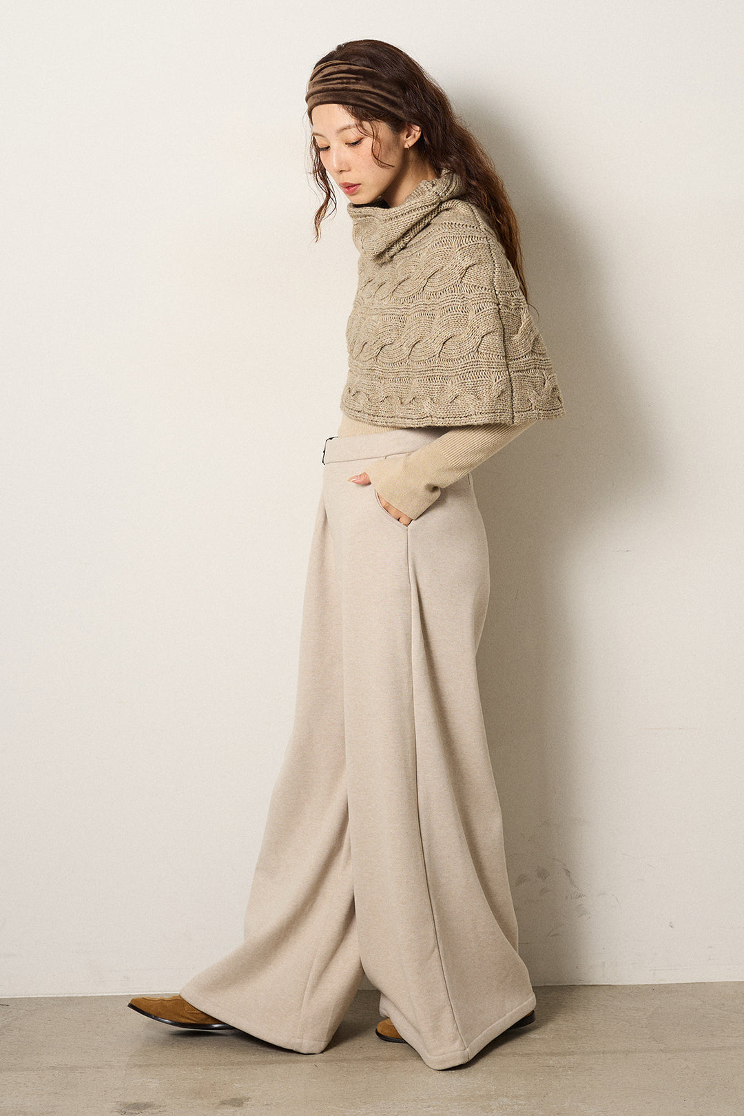 [SET]ケーブル編みケープレイヤードニット+サイドベルトパンツ(2set)