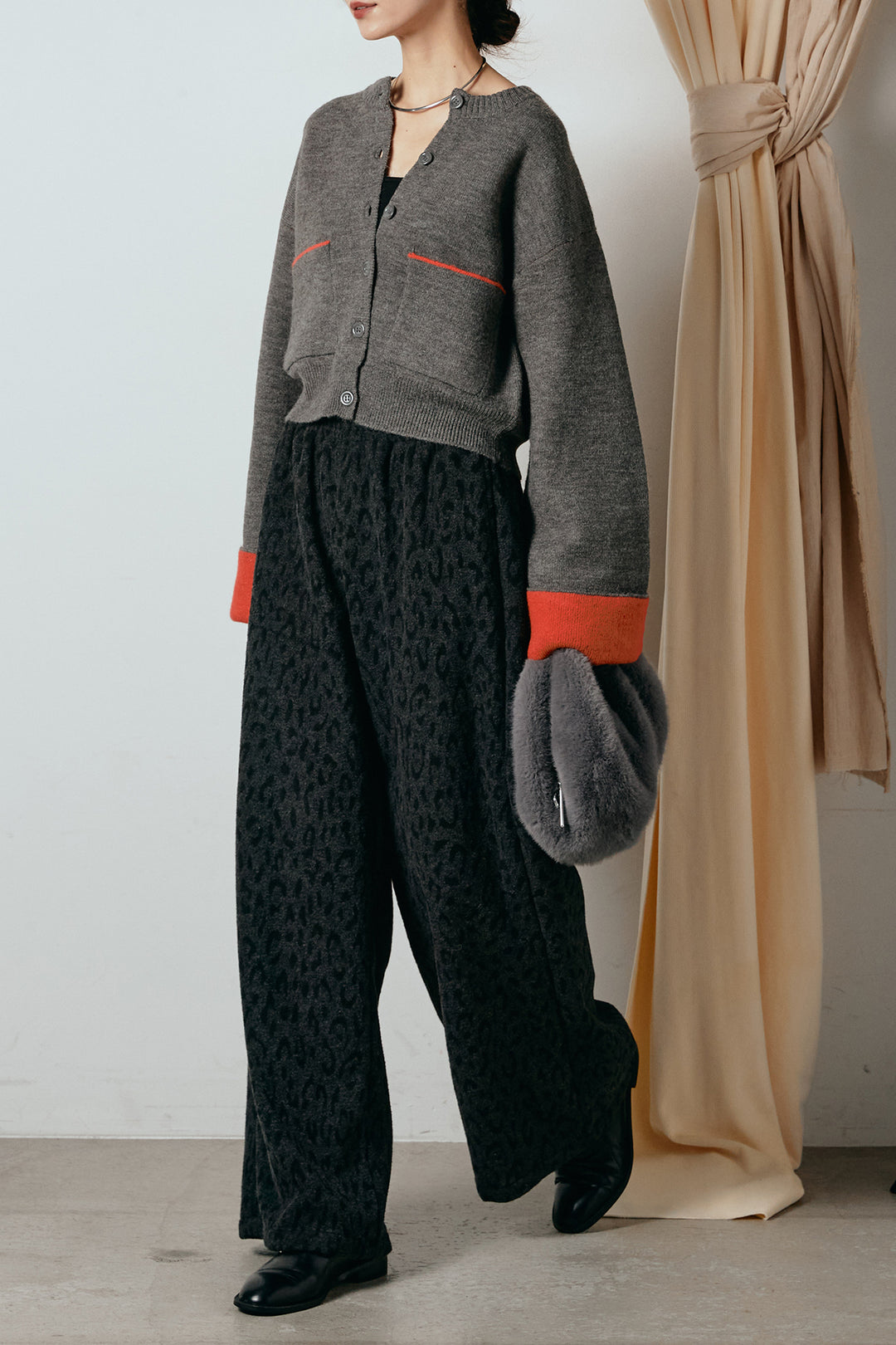 [SET]アルパカタッチダブルフェイスカーディガン+レオパードジャガードニットパンツ(2set)