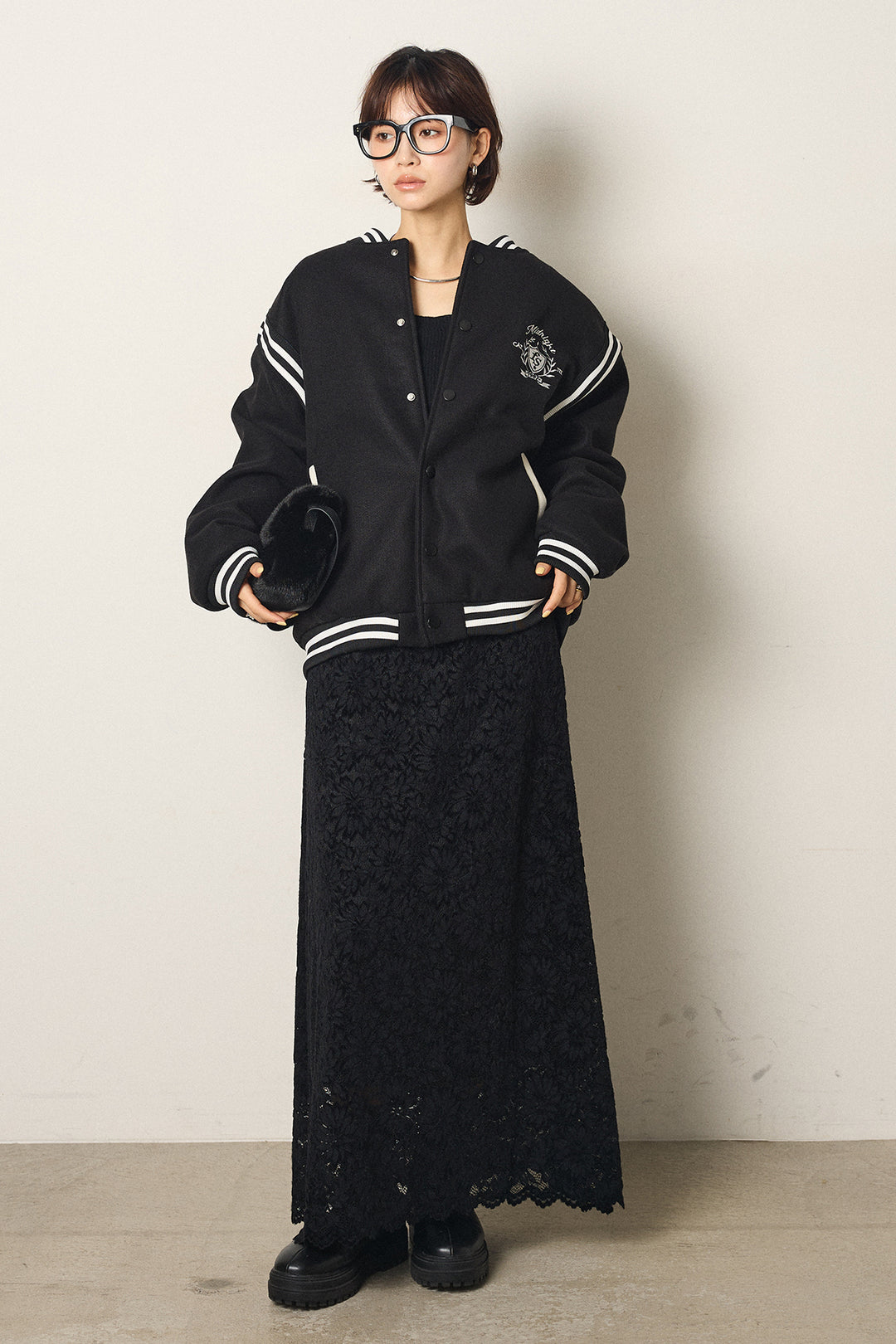 [SET]ワンポイントデザインブルゾン+花柄刺繍ベロアフレアスカート(2set)