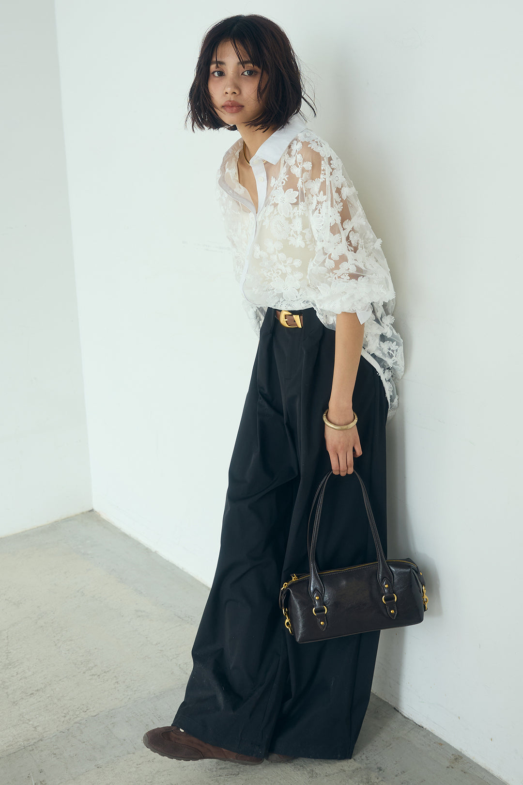 [SET]立体フラワー刺繍レースシャツ+ベルトループデザインハイウエストタックパンツ(2set)