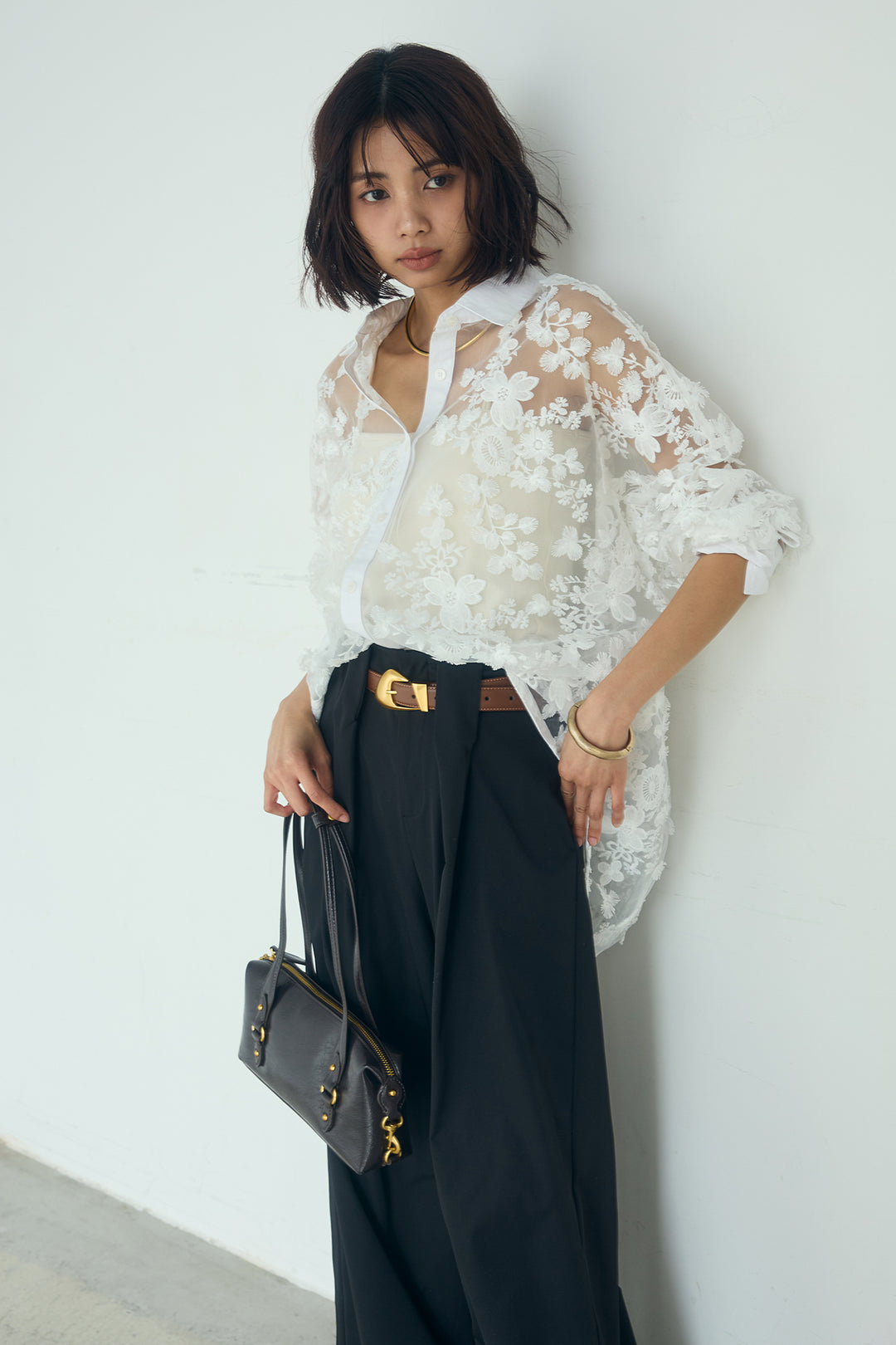 [SET]立体フラワー刺繍レースシャツ+ベルトループデザインハイウエストタックパンツ(2set)