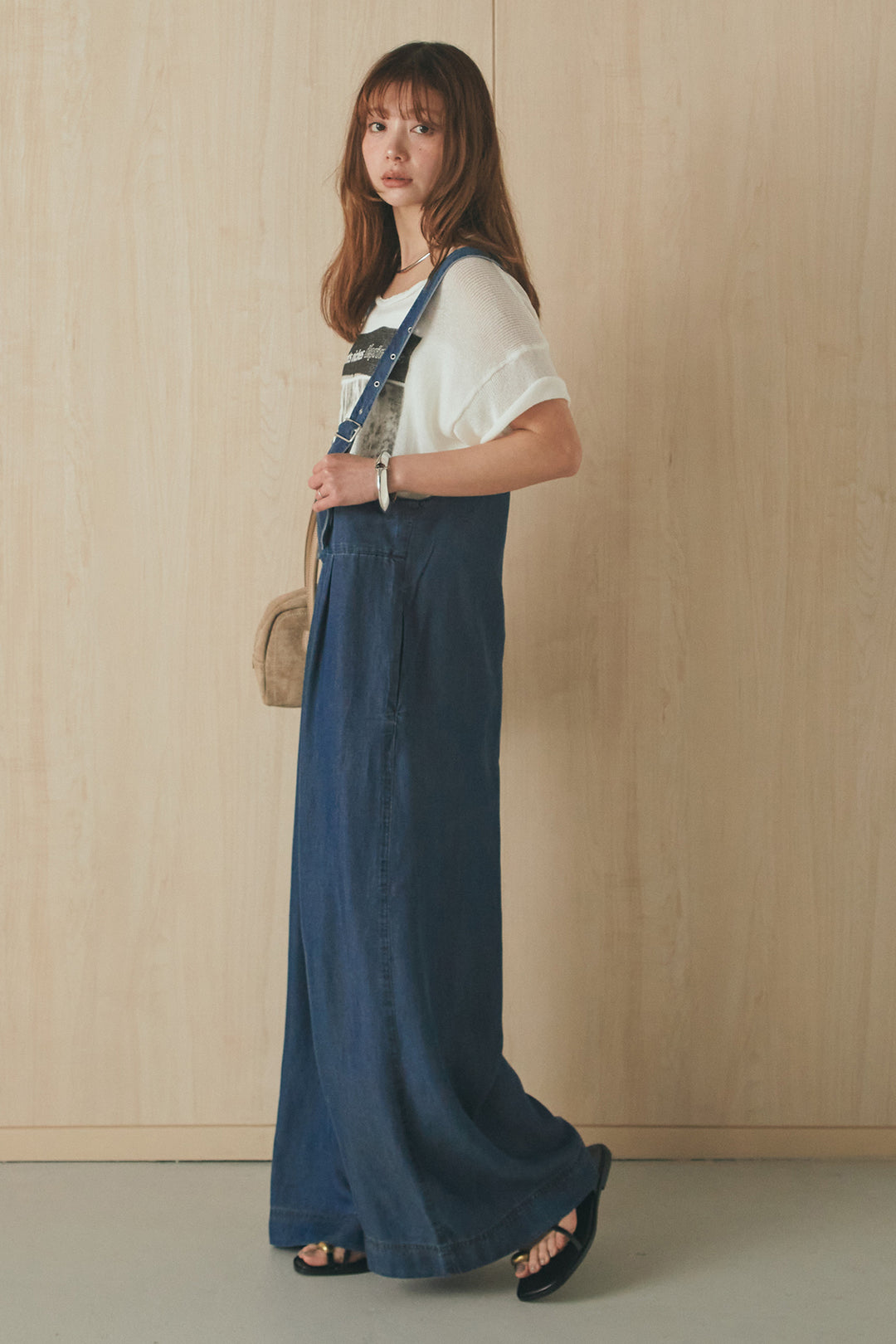 [SET]半袖モノトーングラフィックトップス+前後2WAYテンセルデニムサロペット(2set)