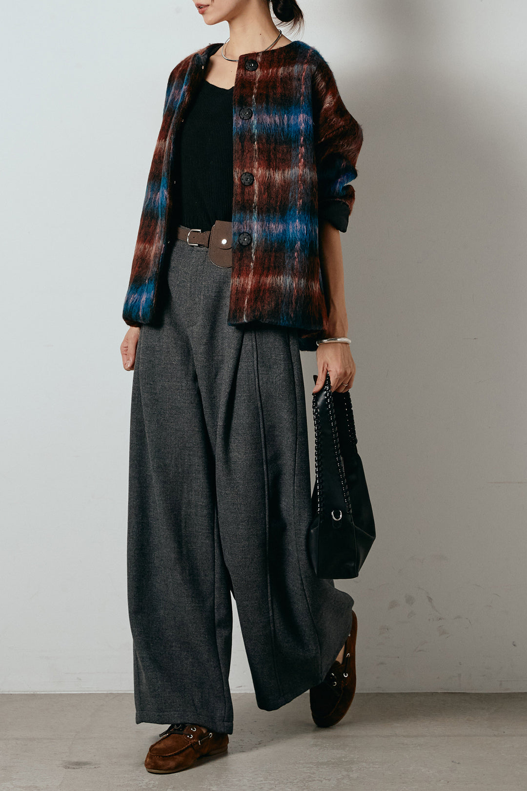 [SET]ノーカラーシャギーチェックアウター+ポーチベルト付きカーブパンツ(2set)