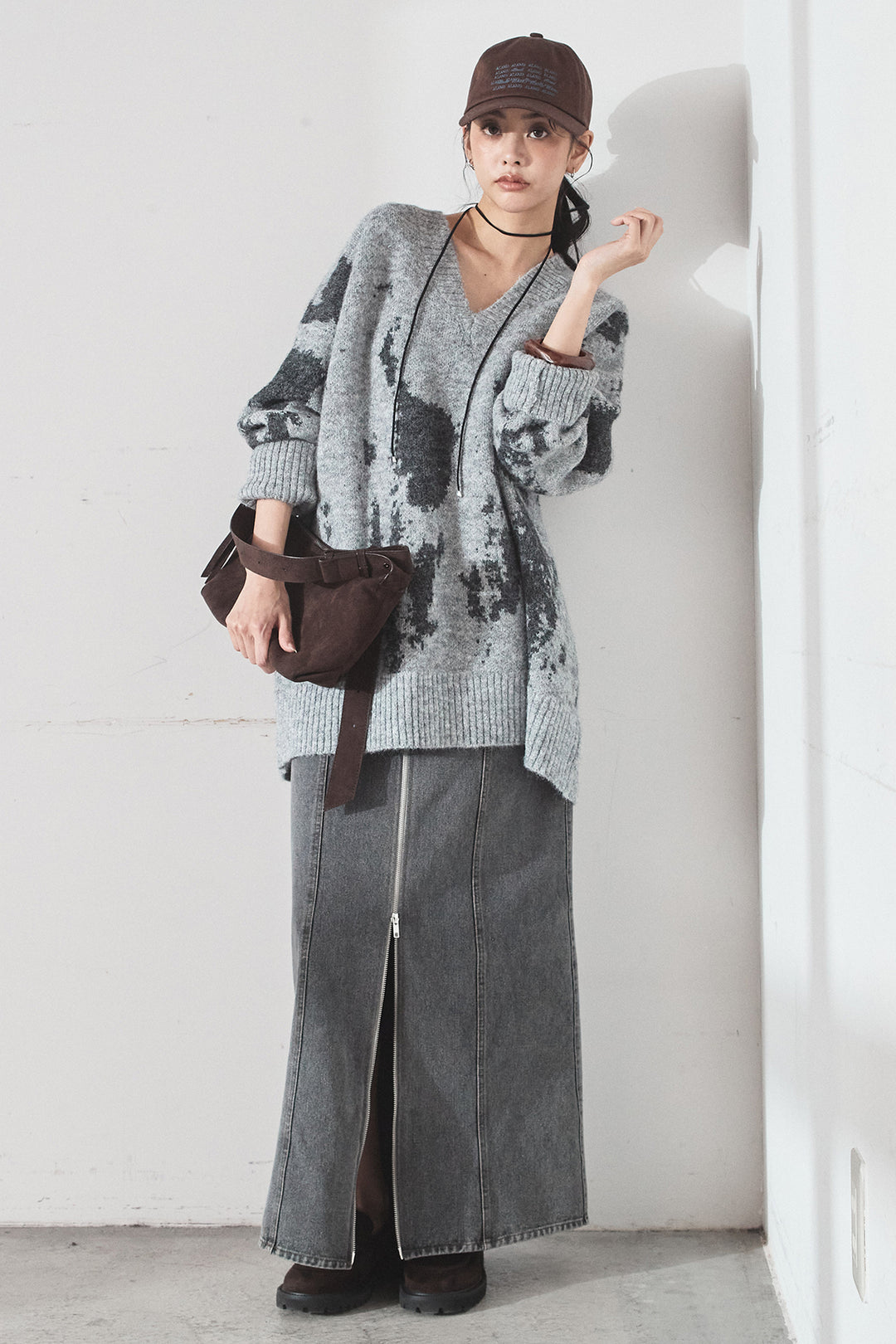 [SET]アブストラクト柄ニットプルオーバー+フロントジップデニムスカート(2set)