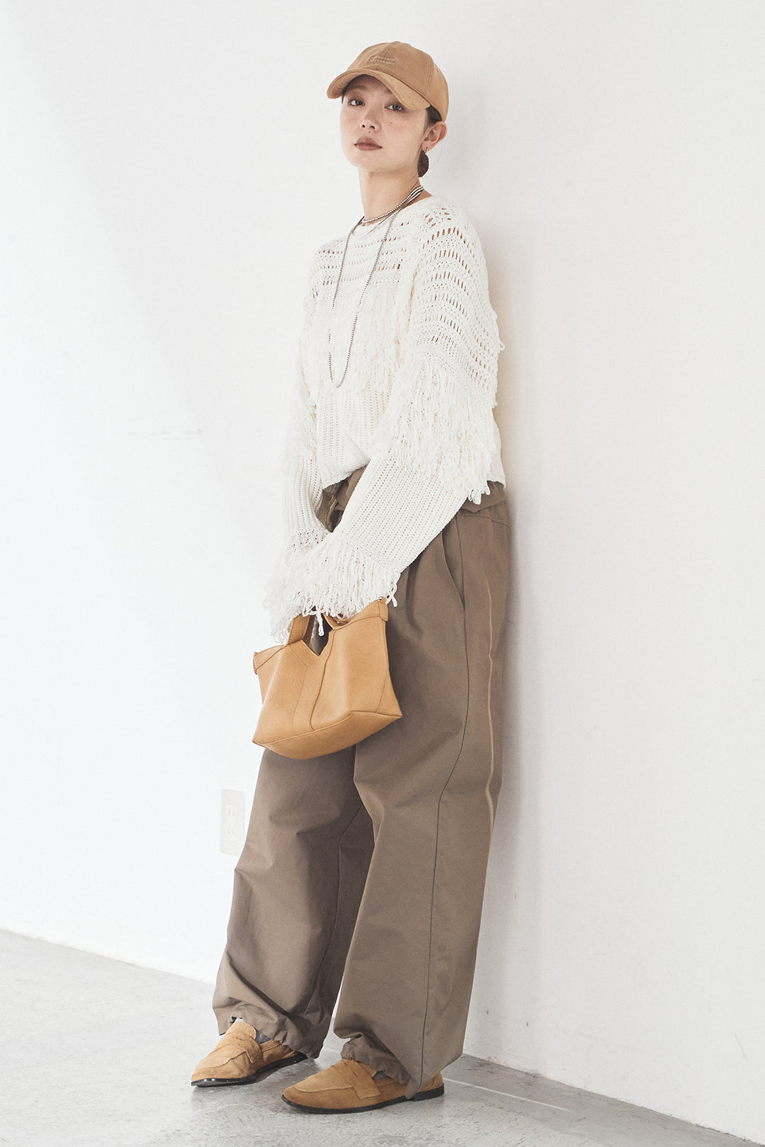 [SET]メッシュフリンジ切り替えプルオーバー+合繊ツイルスタンドウエスト巻きジョガーパンツ(2set)