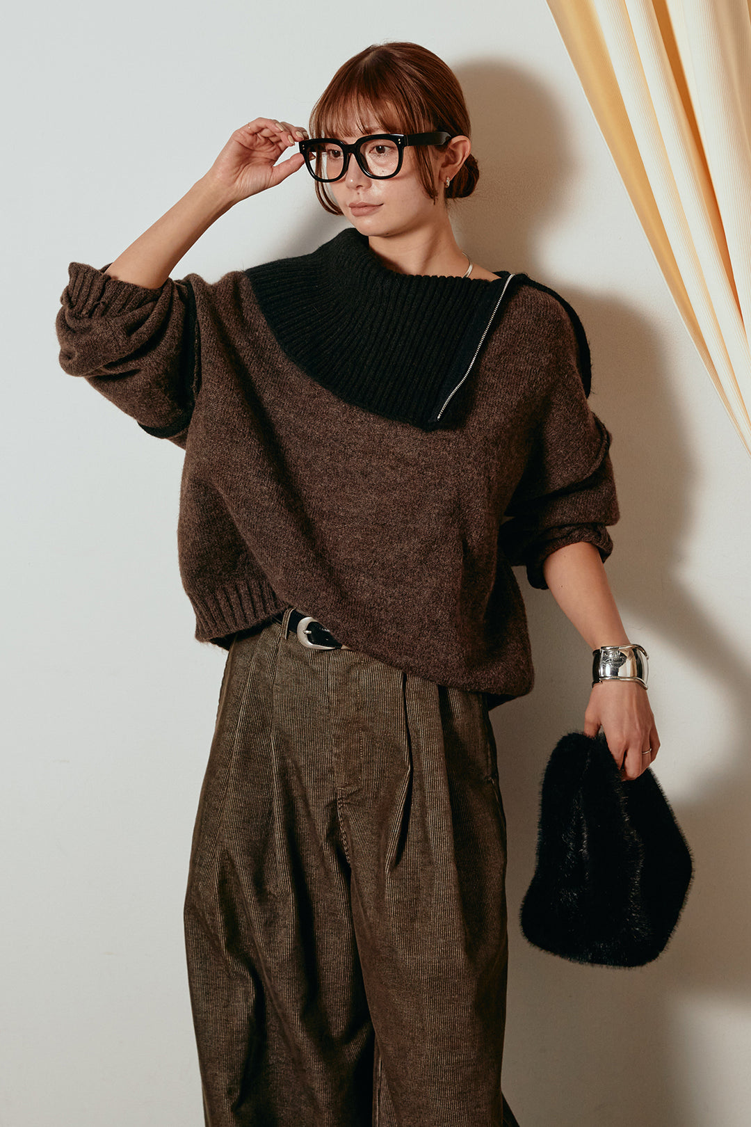 [SET]ハイネックジップデザインニットトップス+フロントタック入りコーデュロイパンツ(2set)