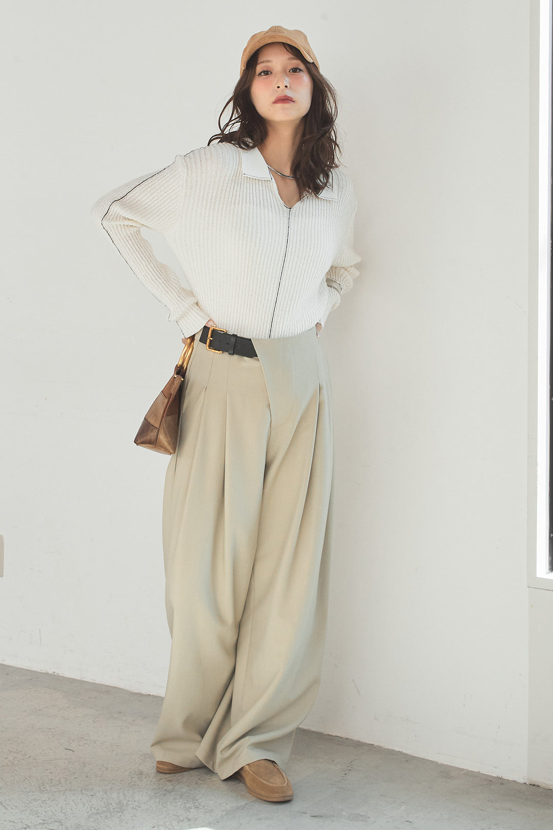 [SET]衿付きニットプルオーバー+サイドベルトタック入りスラックス(2set)