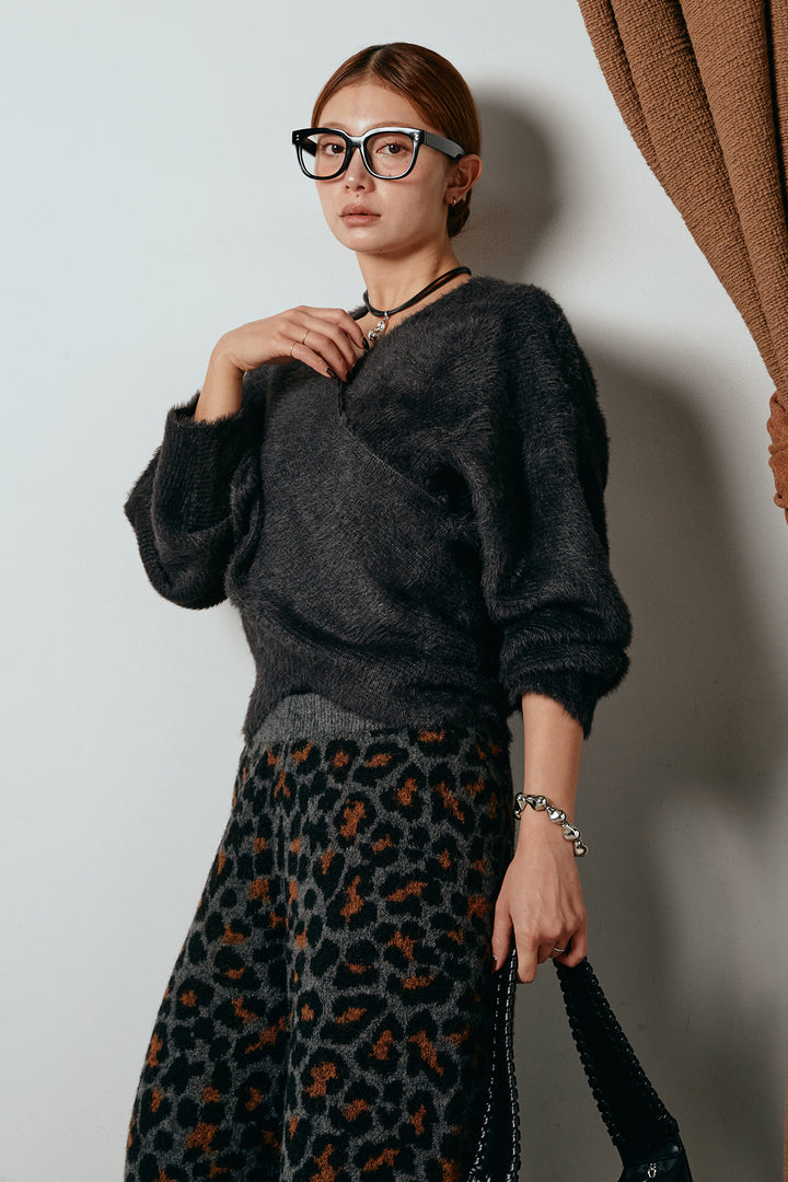 [SET]シャギーカシュクールニットトップス+リラックスレオパード柄ニットパンツ(2set)