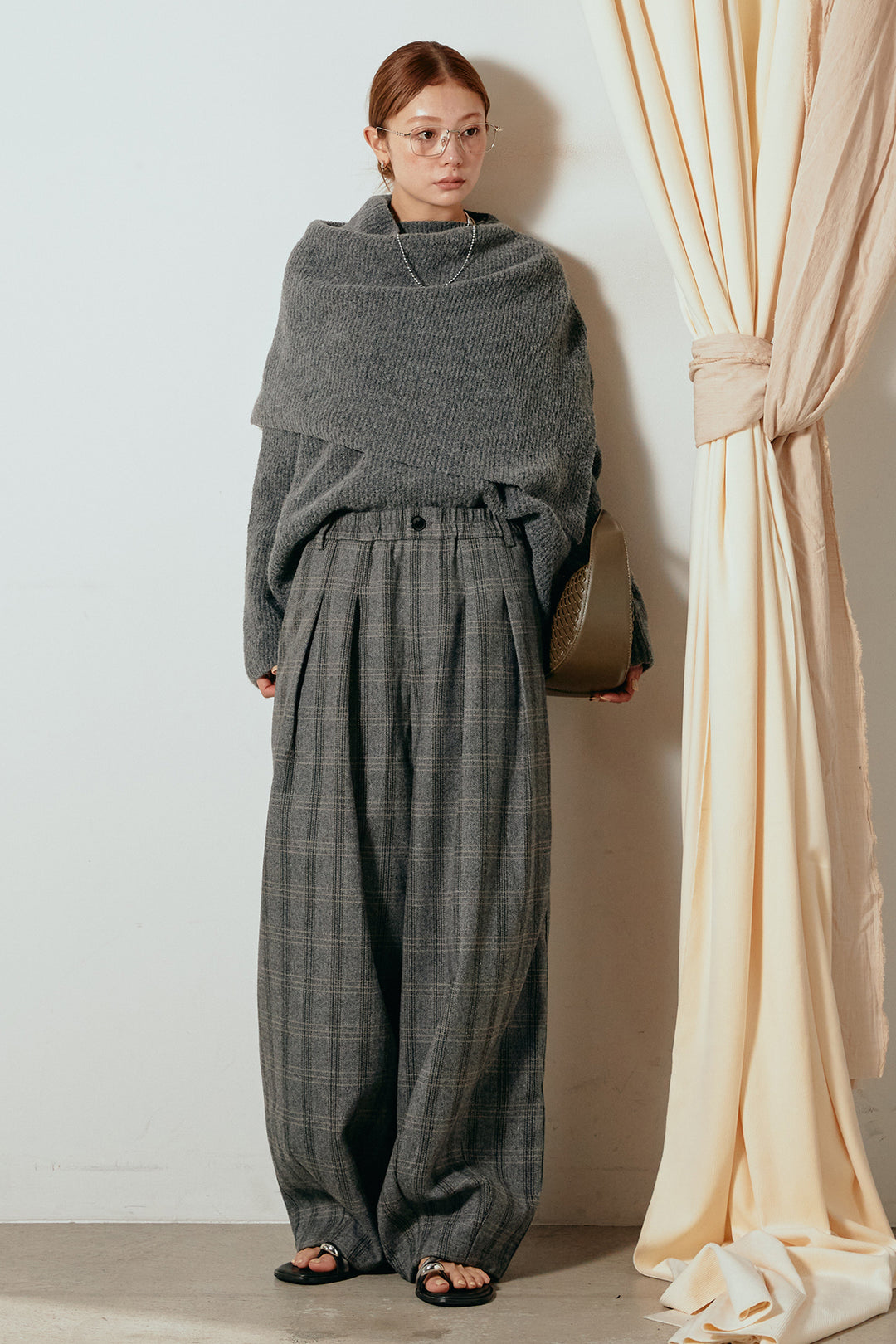 [SET]ケープデザインリブニットトップス+タータンチェック柄タックパンツ(2set)