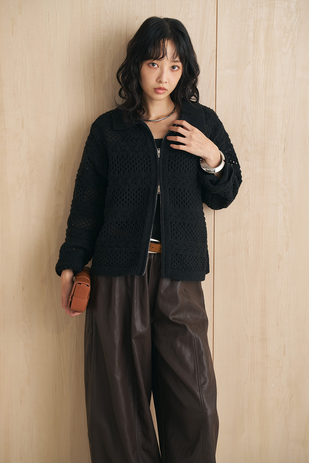 [SET]ジャガードZIPニットカーディガン+フェイクレザーカーブワイドパンツ(2set)