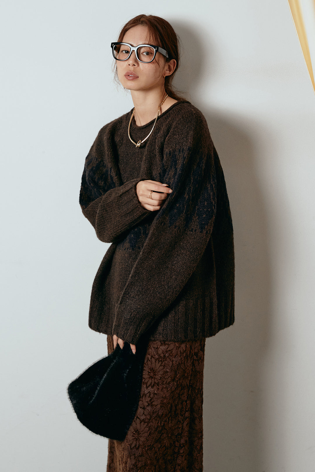 [SET]モノトーン柄ニットトップス+花柄刺繍ベロアフレアスカート(2set)