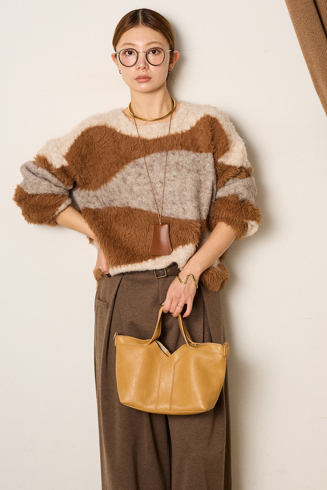 [SET]シャギーウェーブ柄クルーネックニットトップス+細ベルト付き起毛タックワイドパンツ(2set)