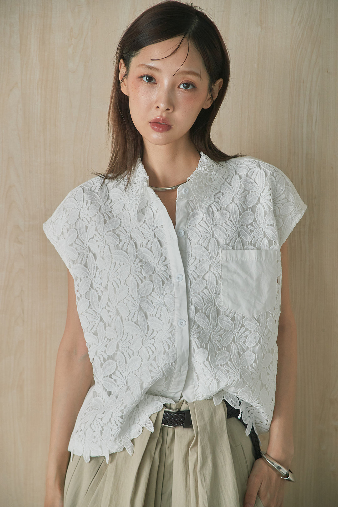 [SET]フラワーモチーフレースポケット付きフレンチシャツ+ニーサイドタックボリュームカーブパンツ(2set)