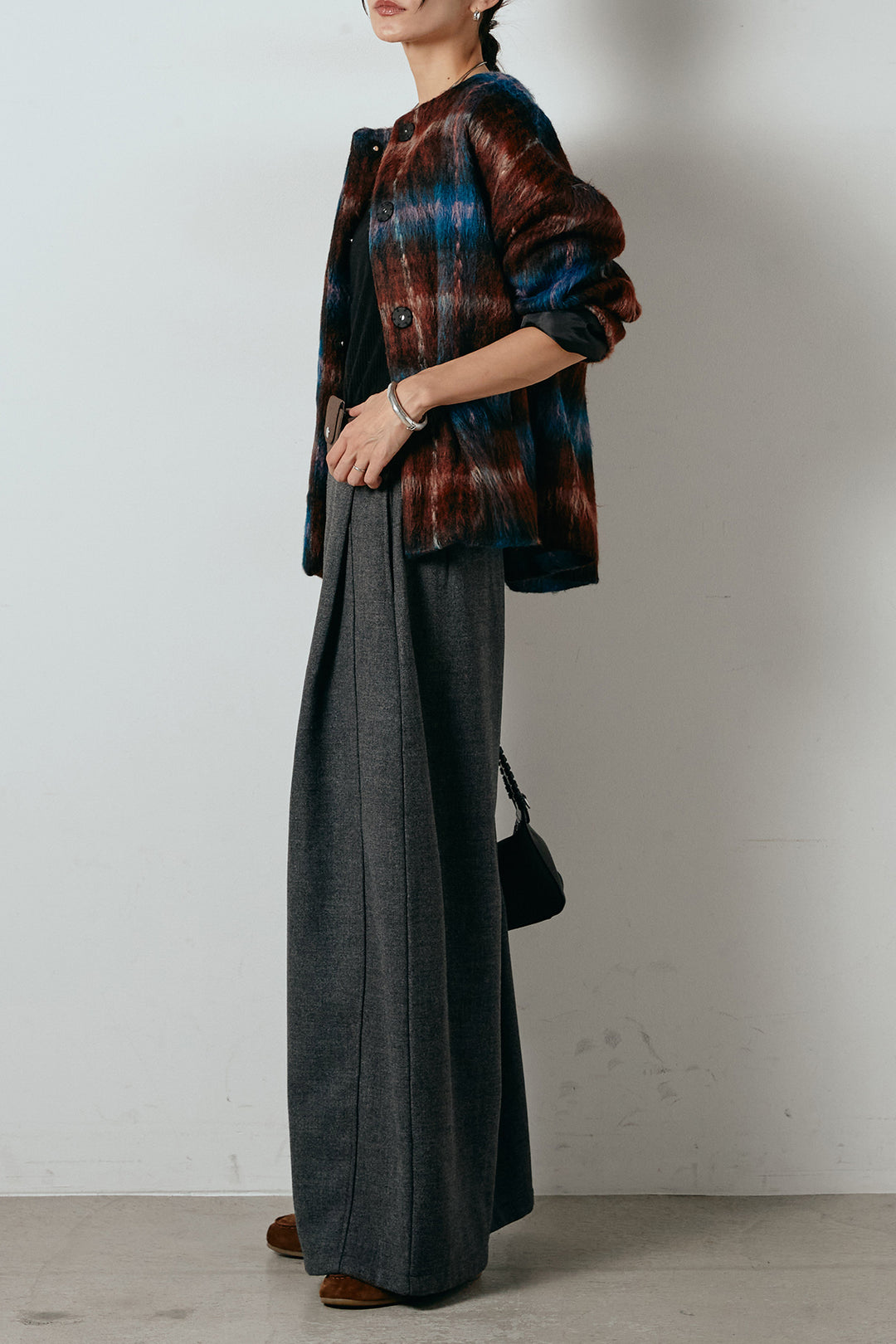 [SET]ノーカラーシャギーチェックアウター+ポーチベルト付きカーブパンツ(2set)