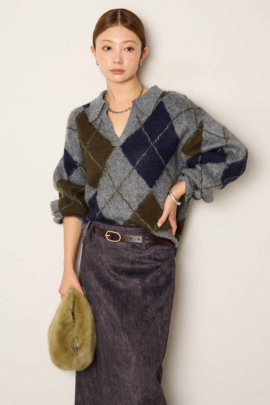 [SET]アクリルモヘアアーガイルキーネックプルオーバー+ロープベルト付きスウェード調スカート(2set)