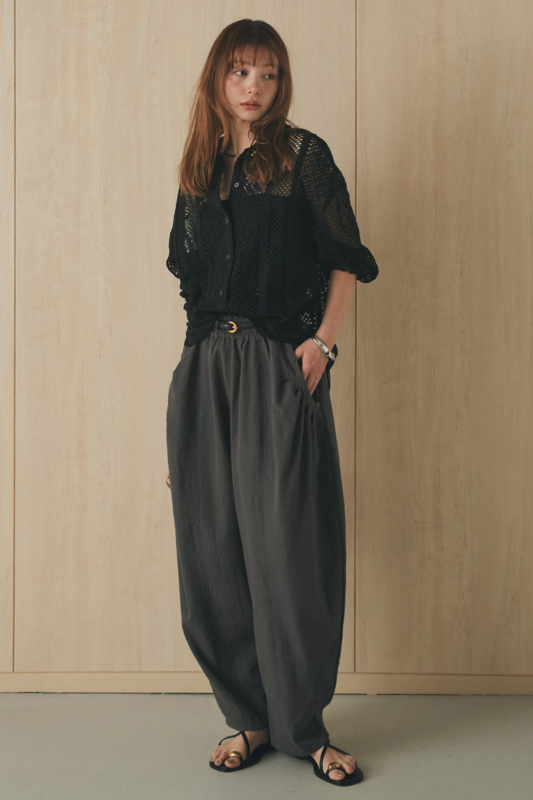 [SET]長袖襟付きレースシャツ+ポケットタックフォルムパンツ(2set)