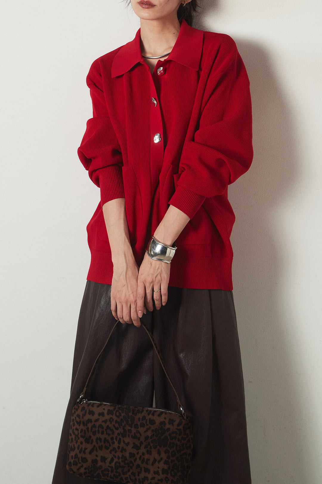 [SET]メタル釦衿付きニットカーディガン+ベルト付きレザーライクタックパンツ(2set)