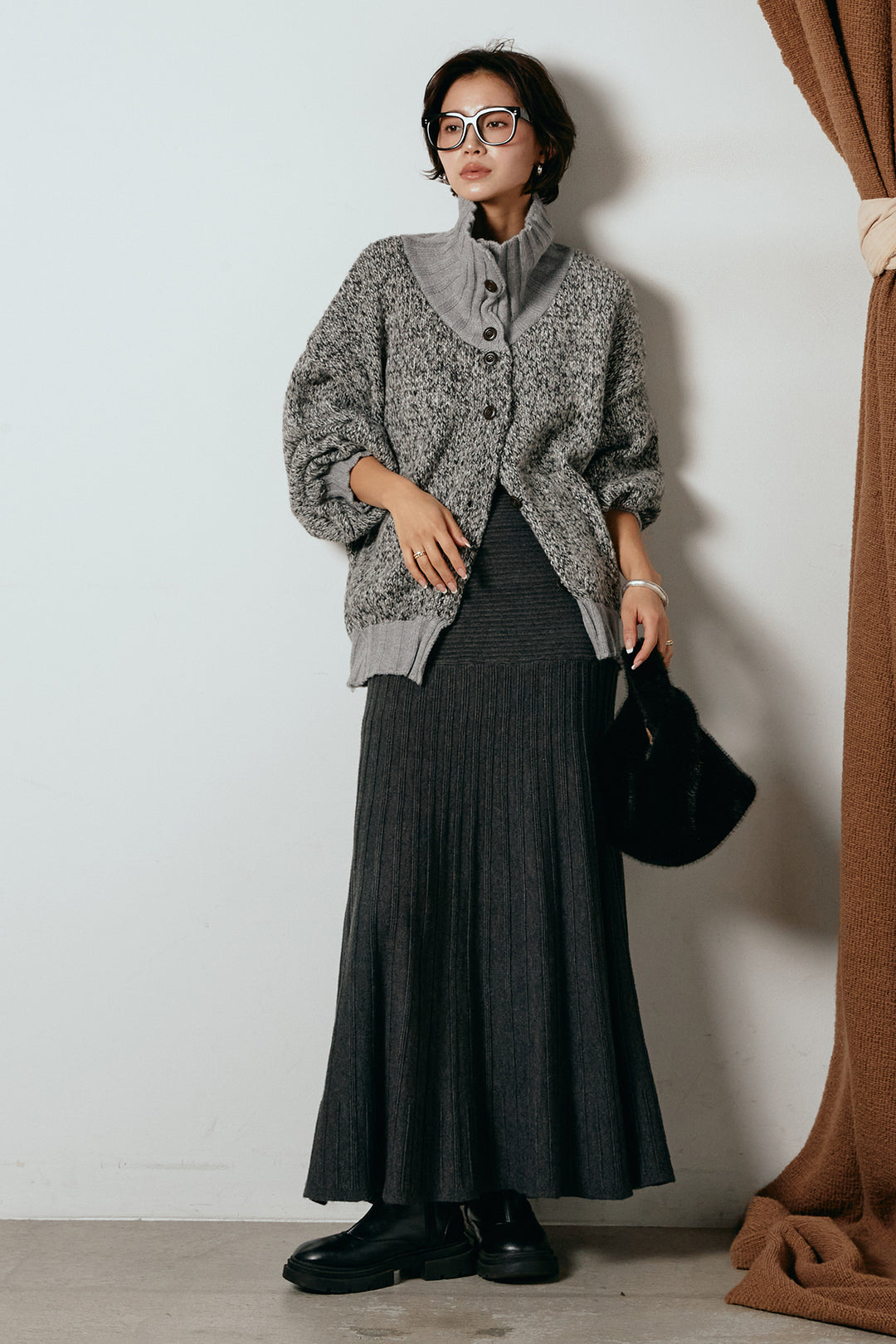 [SET]ハイネックミックスニットカーディガン+編み地切り替えフレアニットスカート(2set)